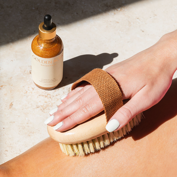 Ethereal Glow Shimmering Body Oil and Exfoliating Brush Duo