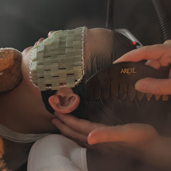 ARETÉ Midnight Jade Scalp Gua Sha