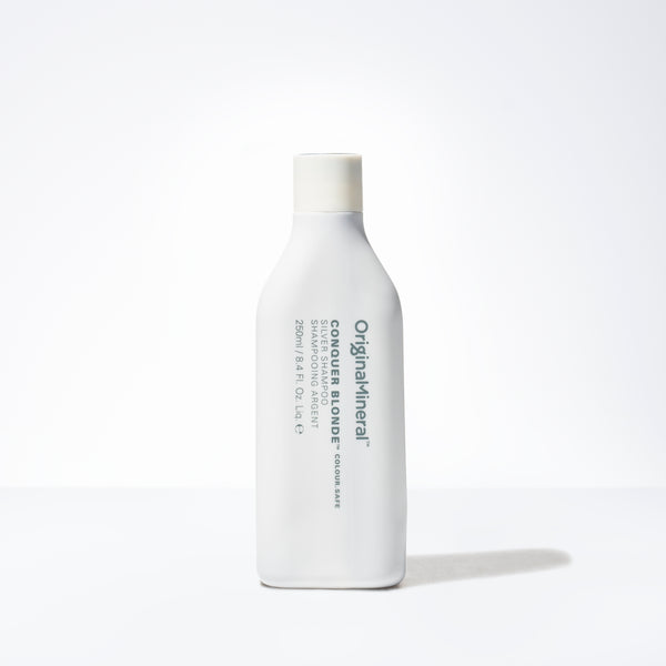 O&M Conquer Blonde Silver Shampoo (250ml)