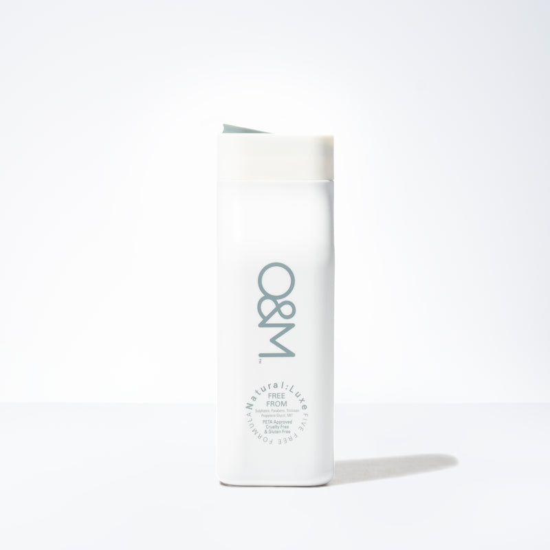 O&M Conquer Blonde Silver Shampoo (250ml)