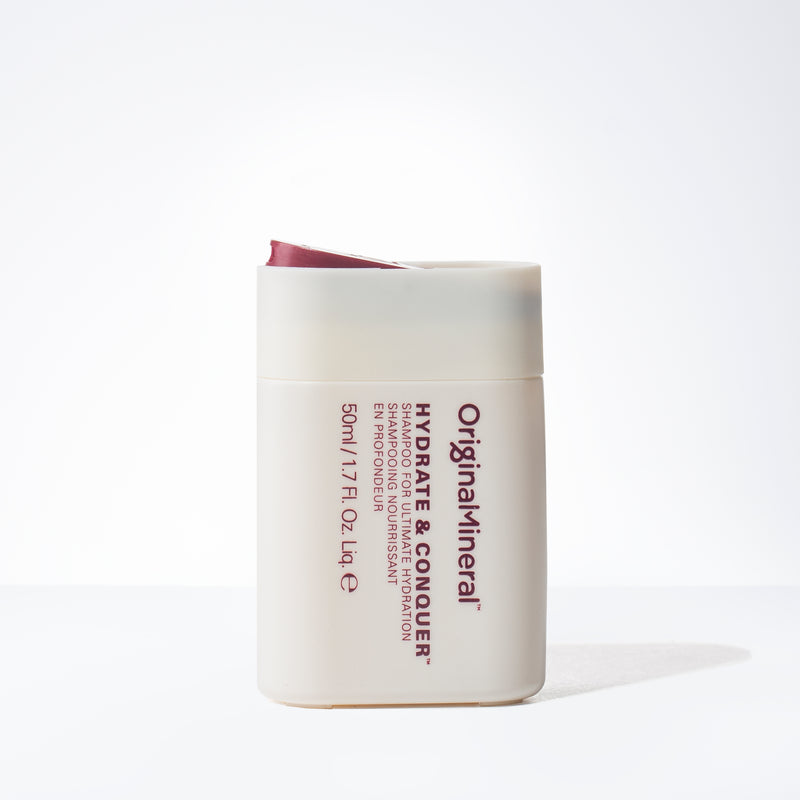 O&M Hydrate and Conquer Shampoo Mini (1.7oz)