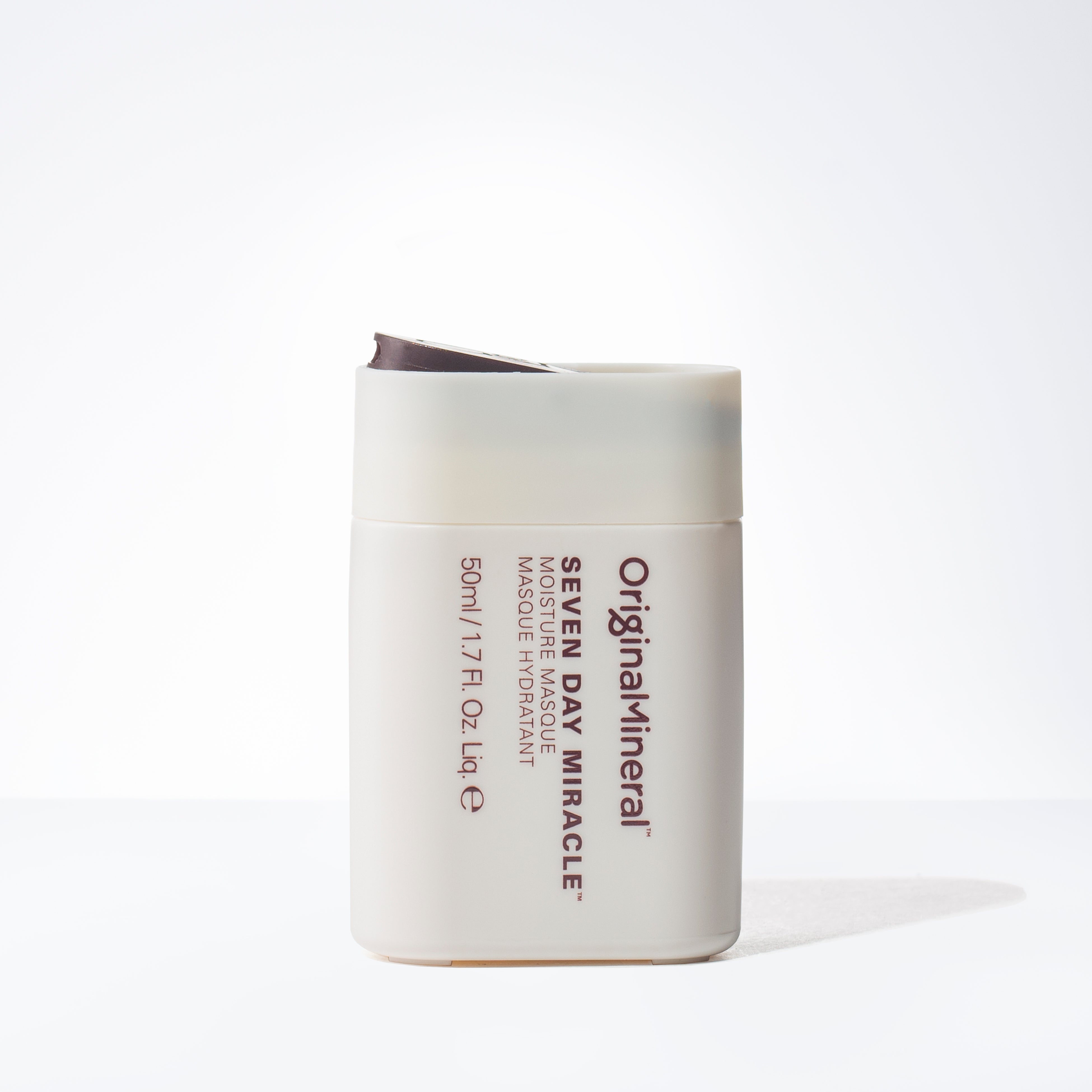 O&M Seven Day Miracle Moisture Treatment Mini | Travel Size